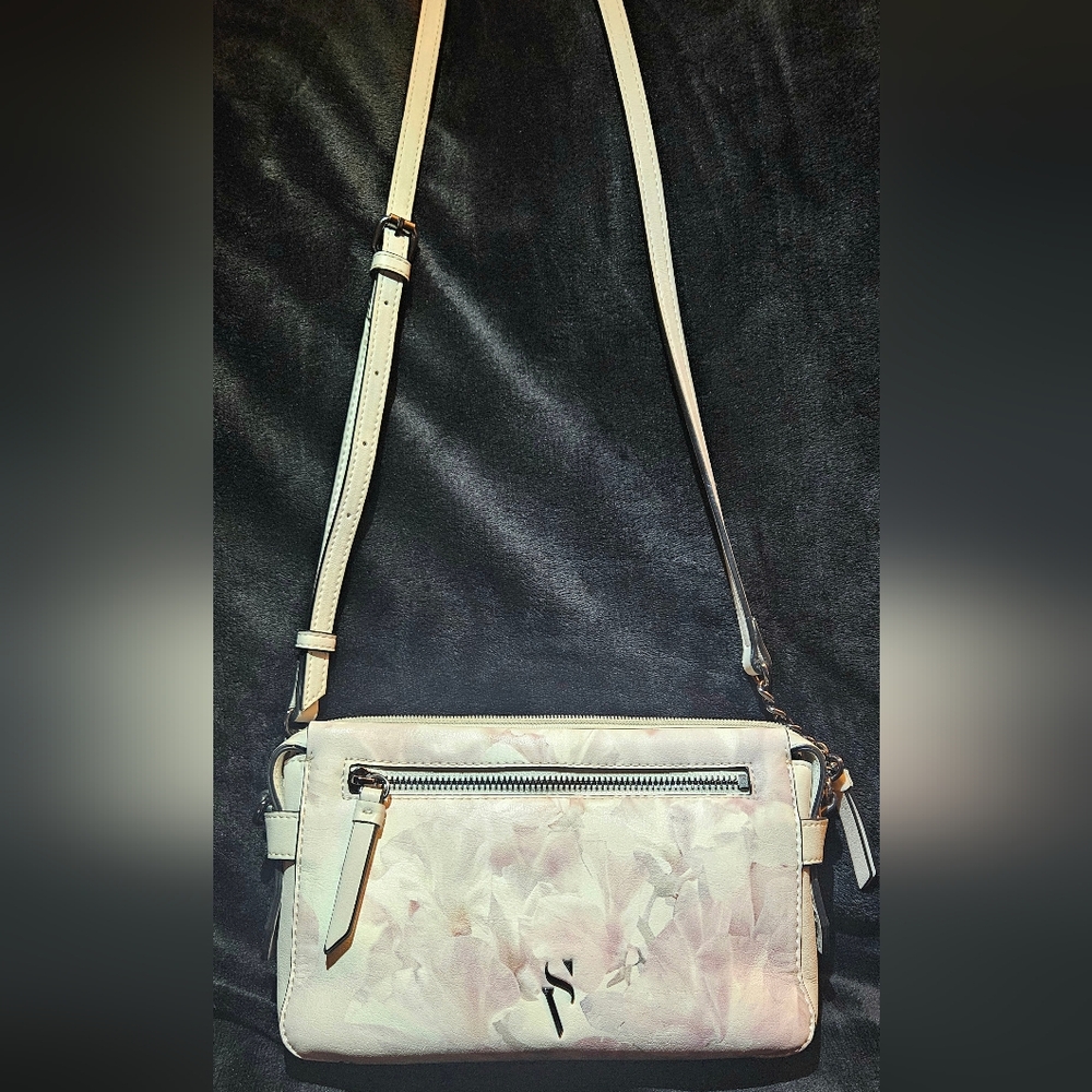 Simply Vera Wang Crossbody Bag